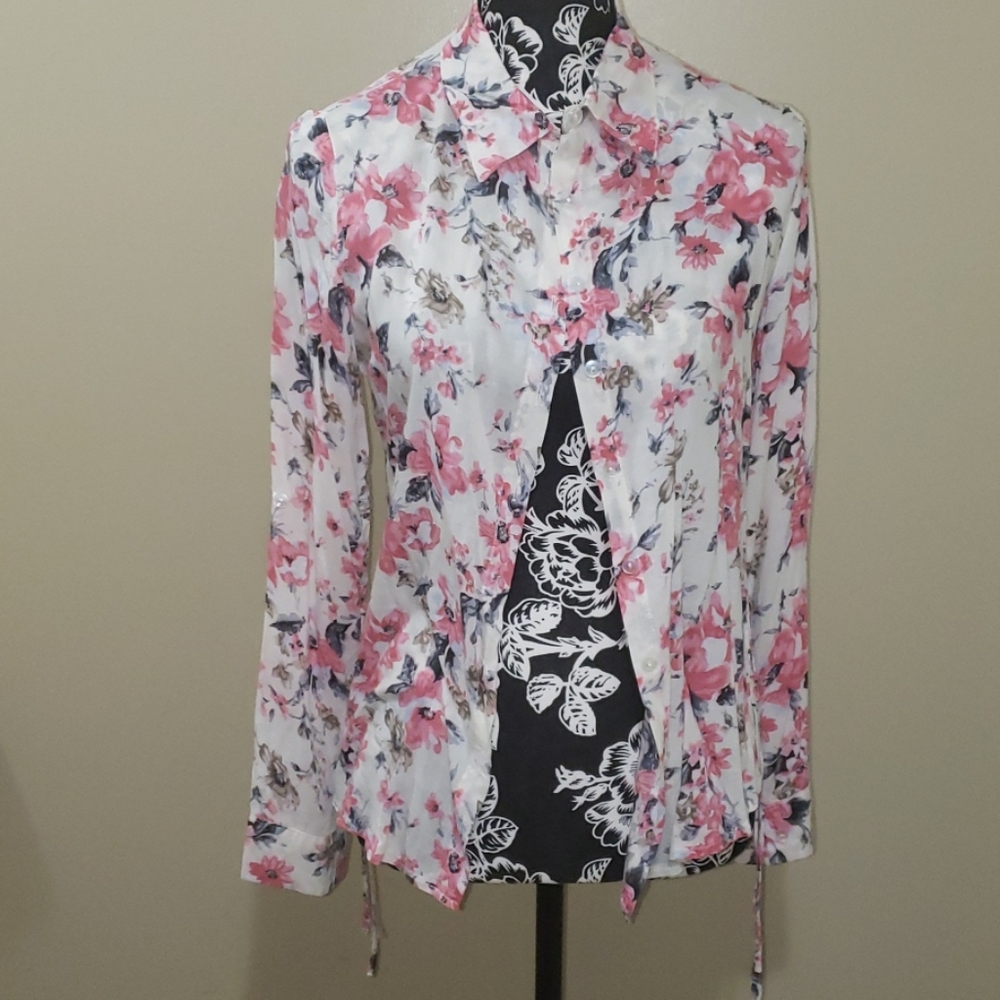 Miss Bella shirt size S